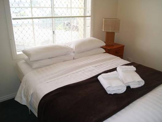 Moonee Valley Views Aparthotel Melbourne Exterior photo
